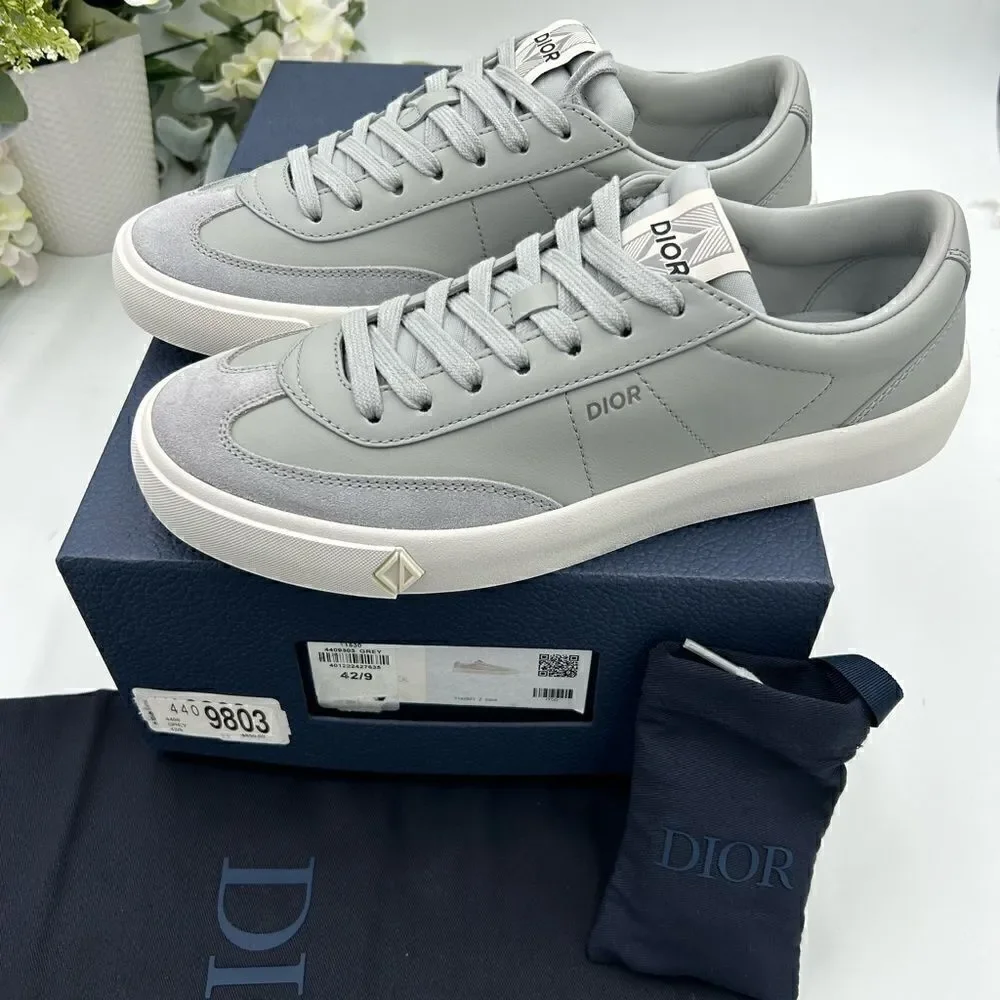 Men’s Dior, B101 low top leather sneakers size 9 made in Italy